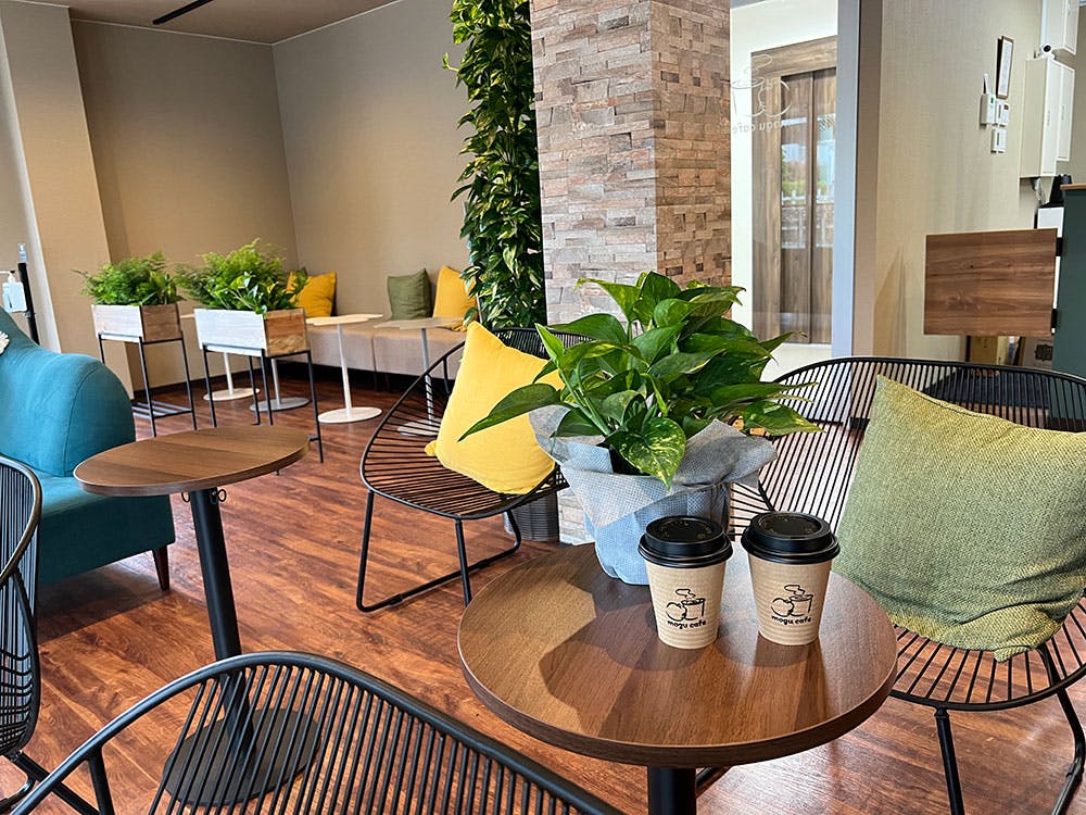 はむら線路沿い皮ふ科待合室