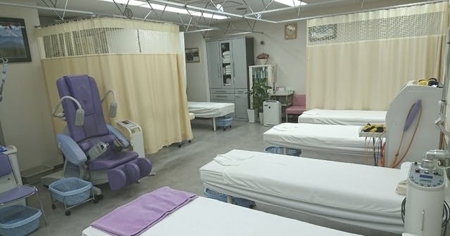 岡林クリニック_診察室