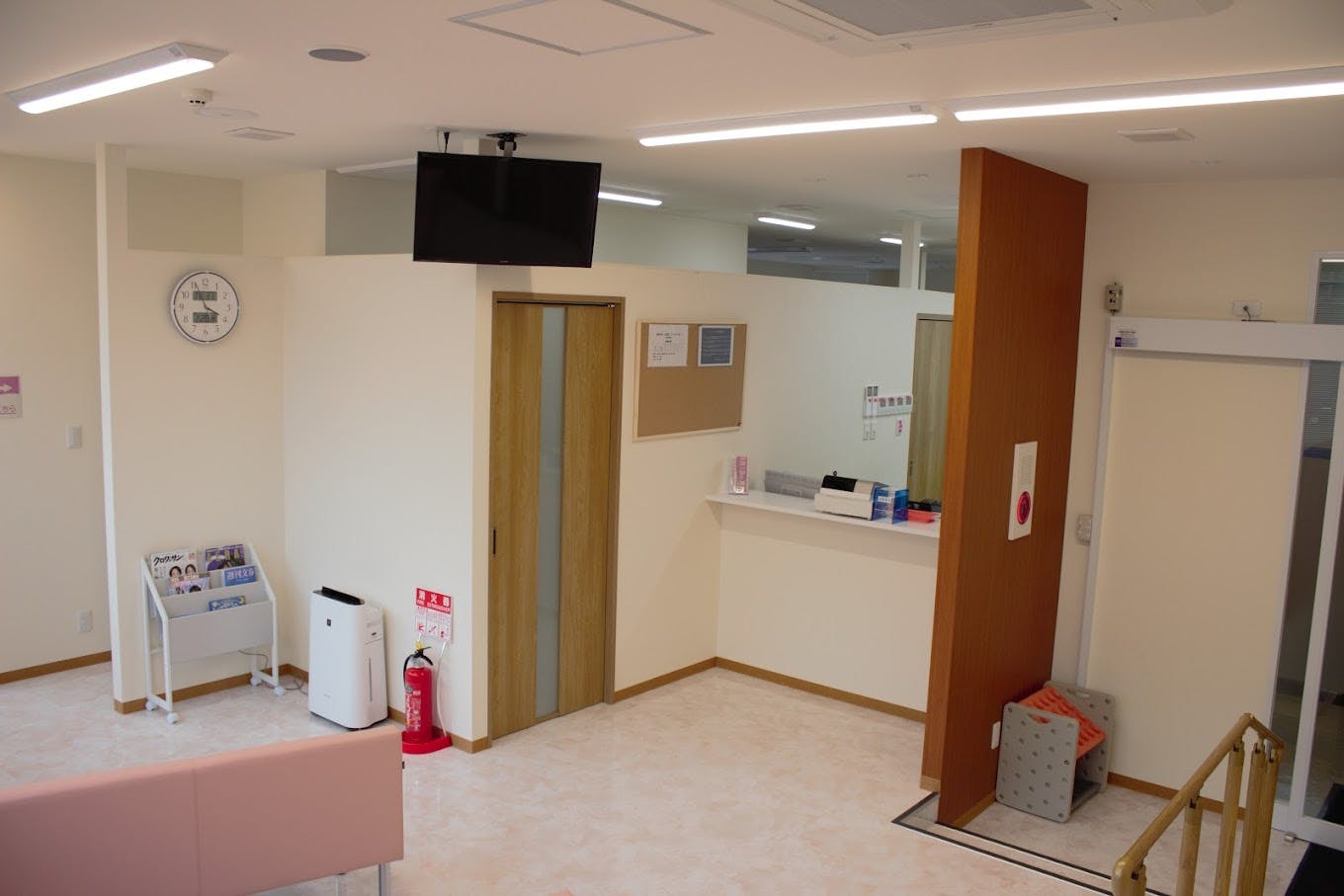 天王町駅前皮膚科・アレルギー科受付