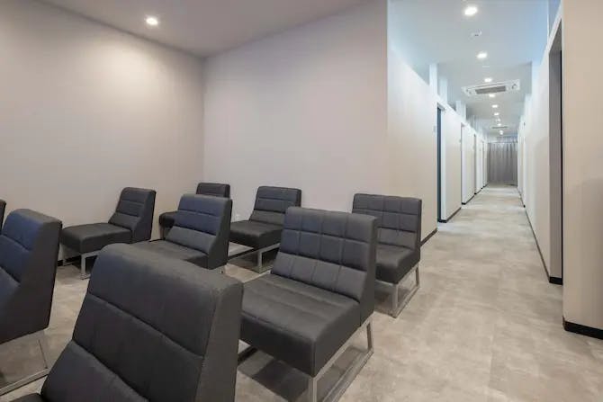 メンズエミナル 福岡天神院待合室