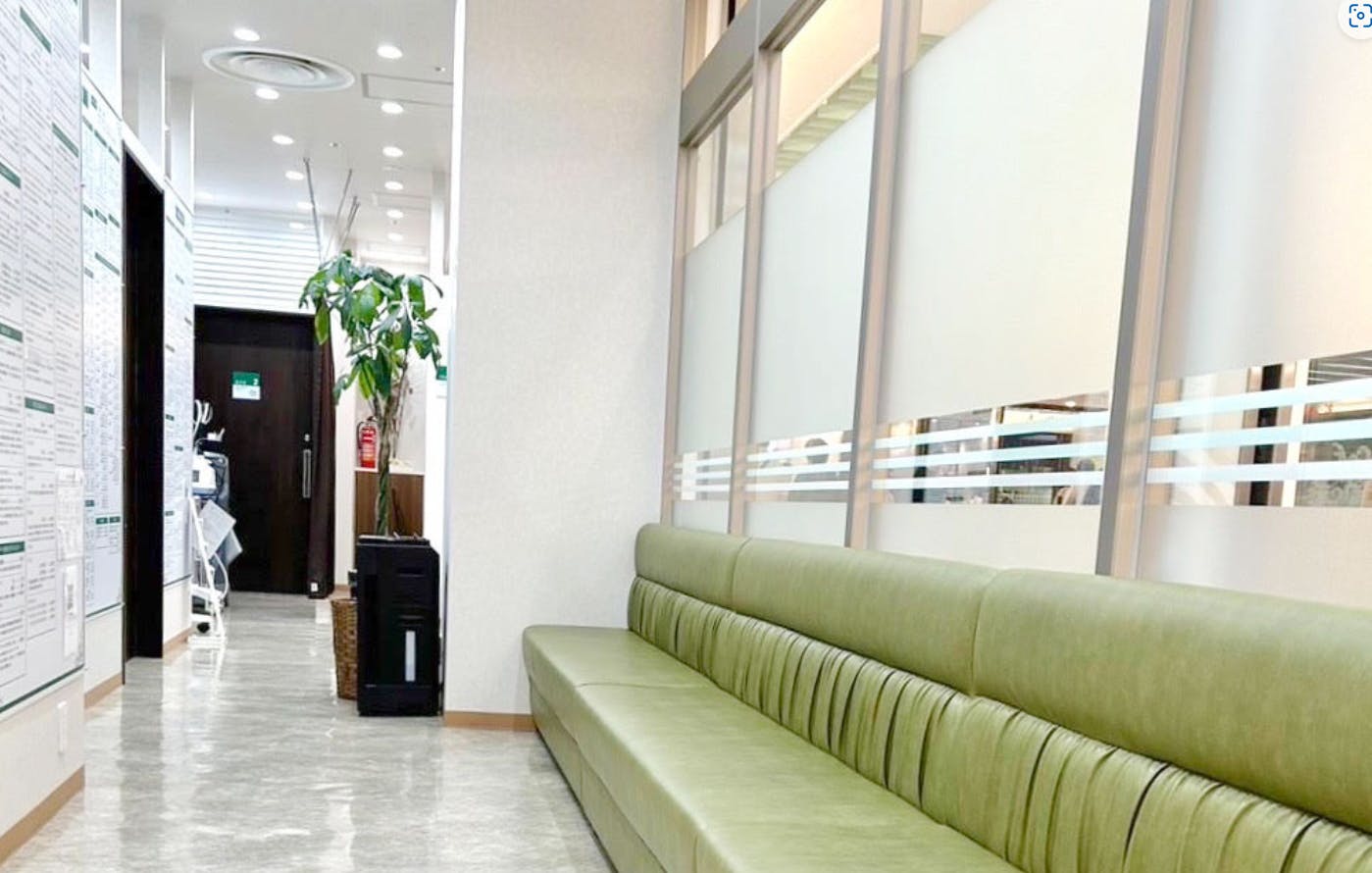 よつば会クリニック名古屋院廊下