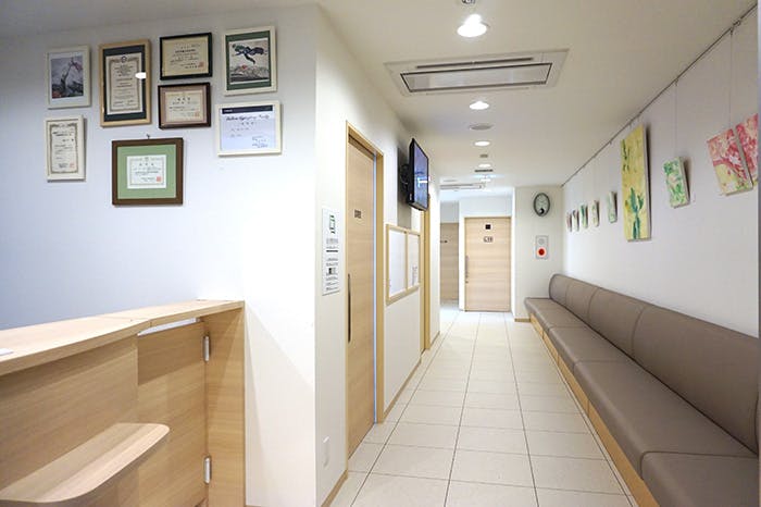 金谷整形外科・せぼね・骨粗しょう症クリニック待合室