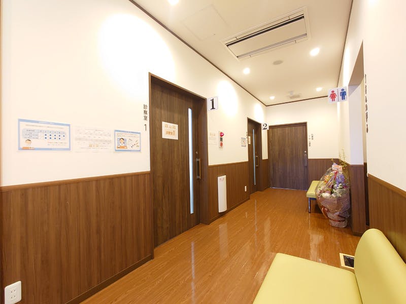 すずき皮ふ科クリニック待合