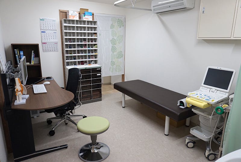 すぎもり整形外科クリニック診察室