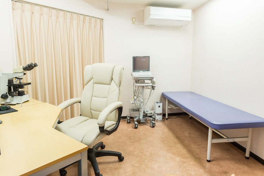 あいおいクリニック診察室