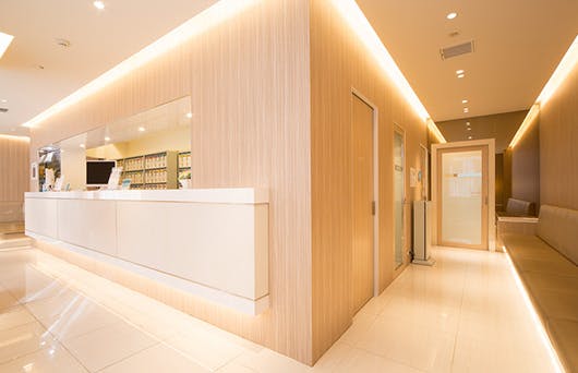 西山内科皮膚科クリニック受付