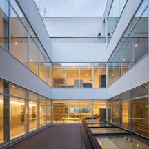 よこはま港南台地域包括ケア病院待合室