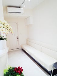 原町田皮フ科クリニック待合室