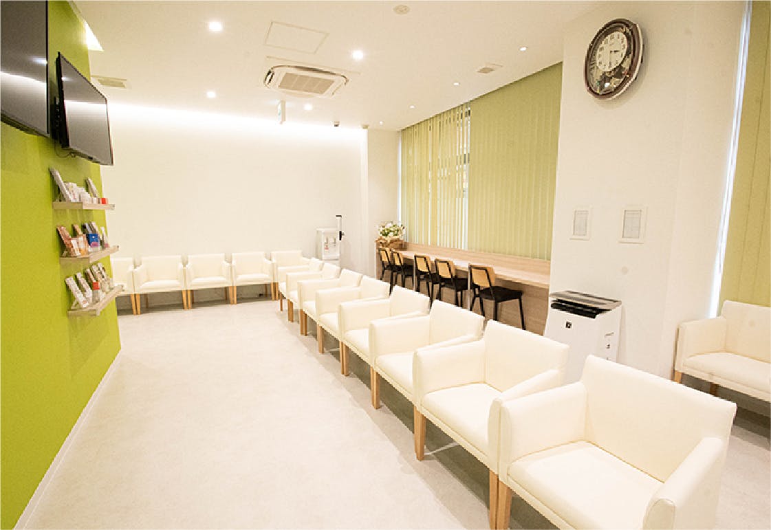 くぼたクリニック松戸五香待合室2