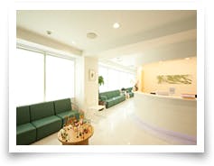 四季の森クリニック受付 待合室