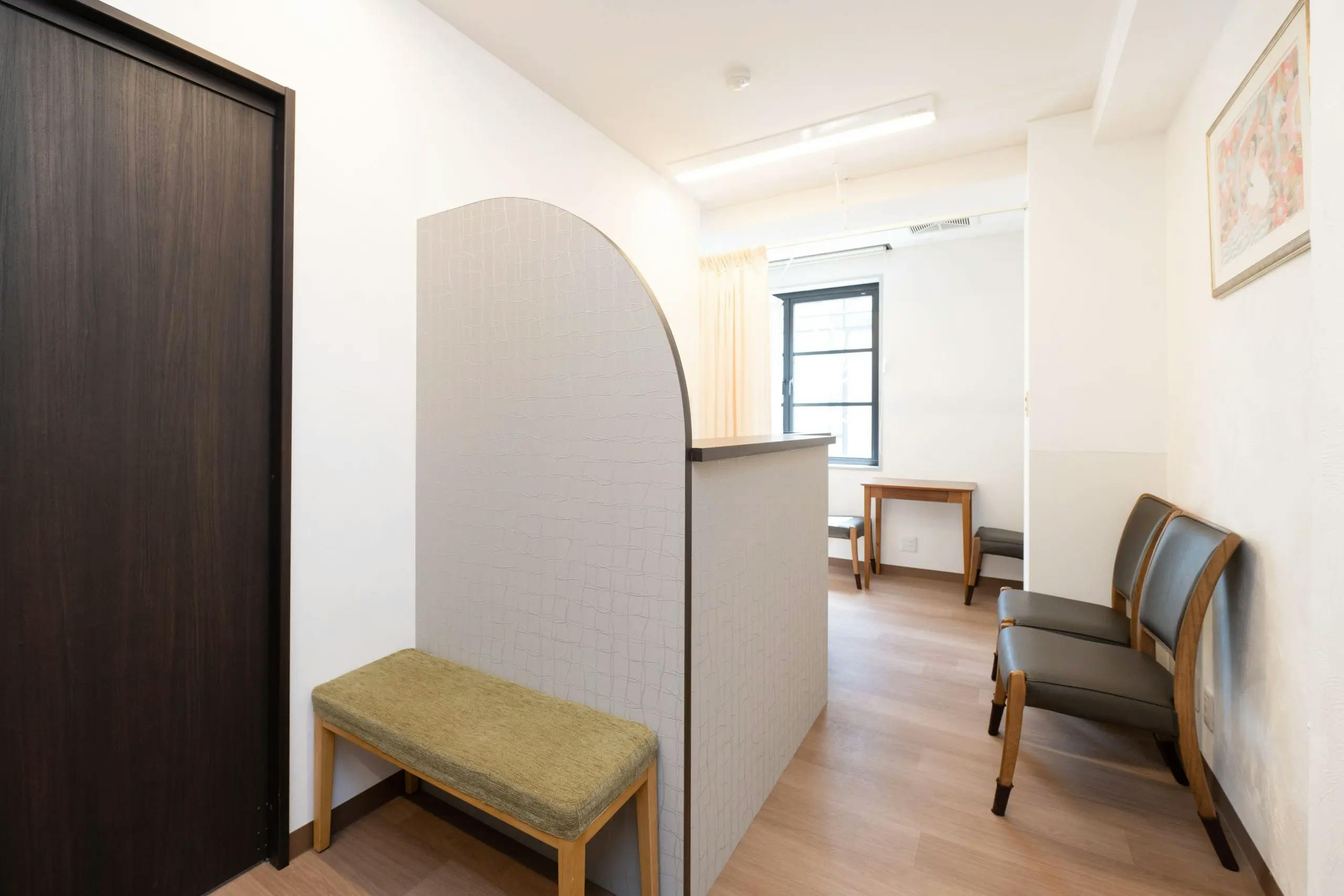 レイラクリニック待合室