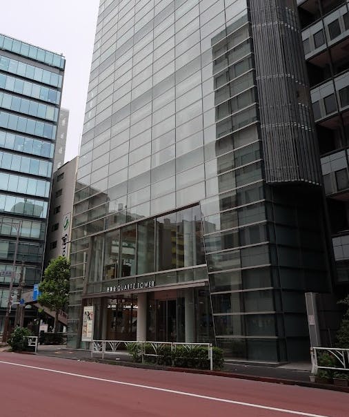 クオーツデンタルクリニック外観