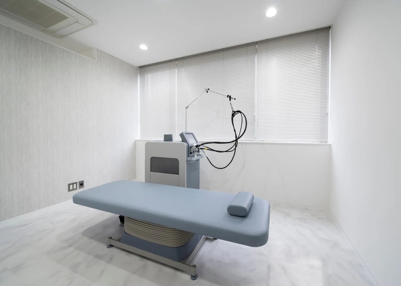 東京美容スキンクリニック 池袋院 / 旧名：エンジェルクリニック(Angel Clinic)施術室