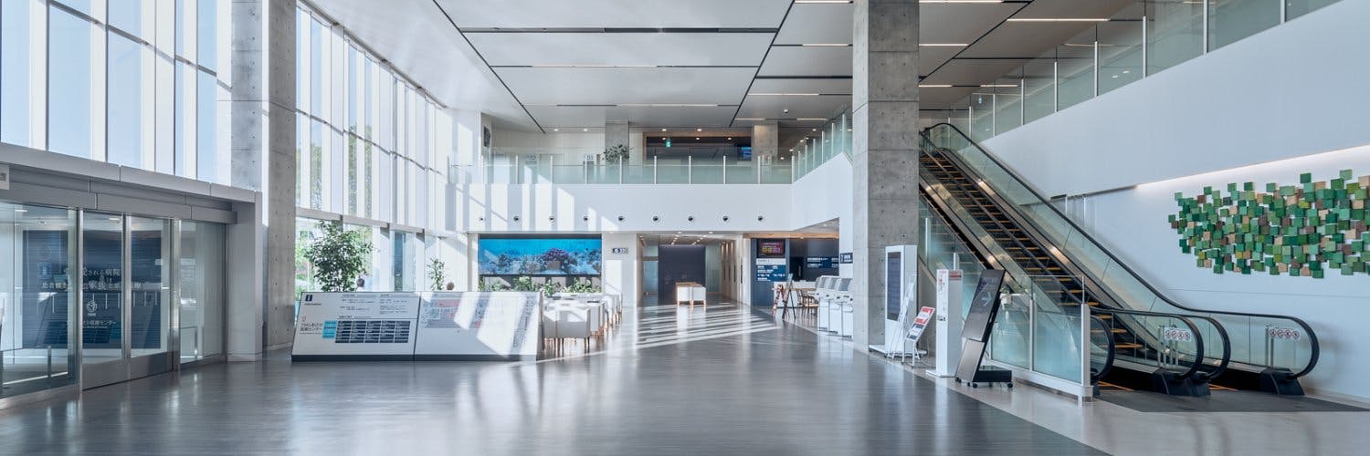 TMGあさか医療センター入口