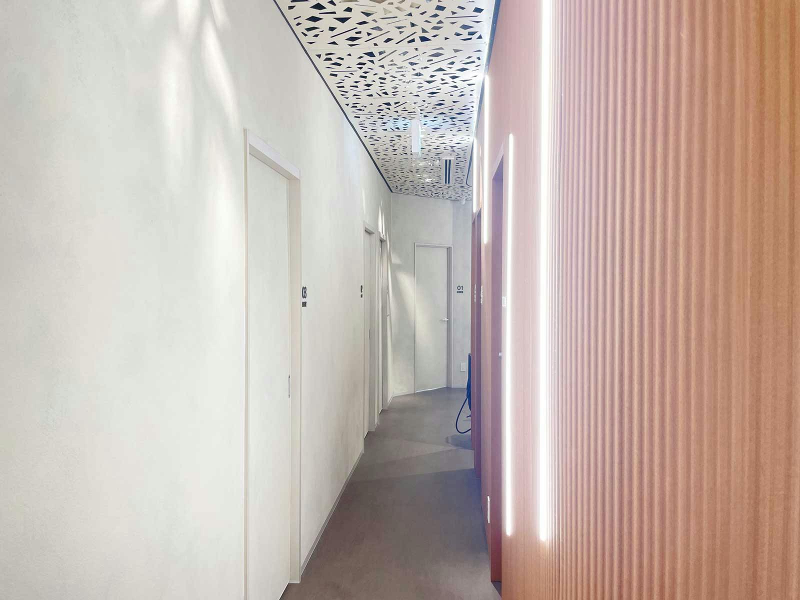 あやこいとうクリニック廊下