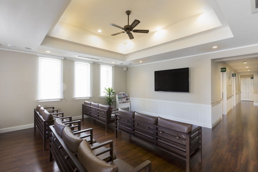 つつじヶ丘公園西クリニック待合室