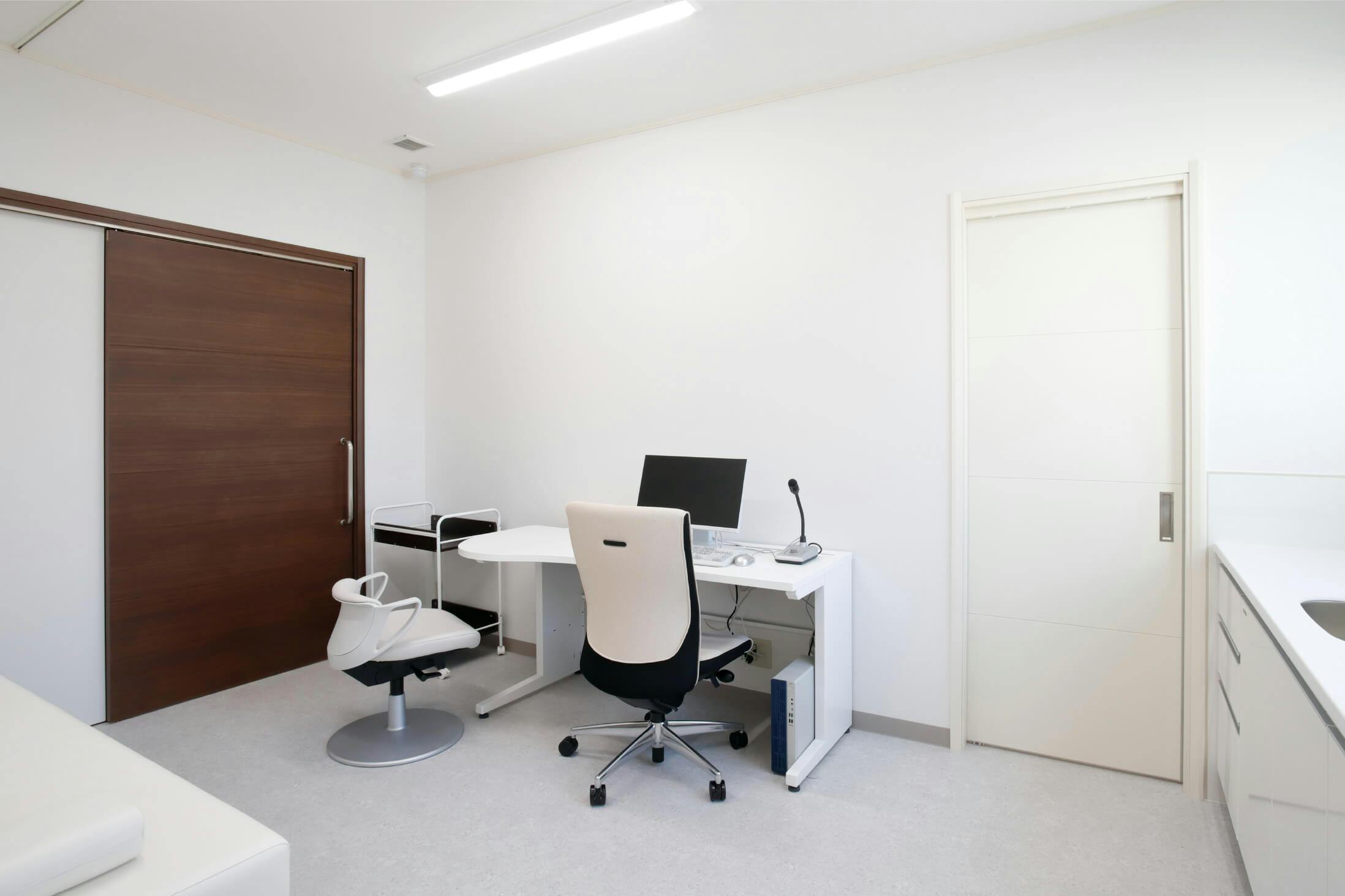 古江駅前すみれ皮ふ科診察室