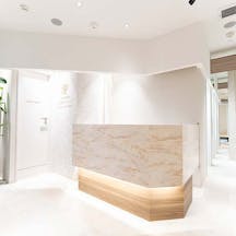 白金高輪駅前ゆう皮膚科クリニック受付