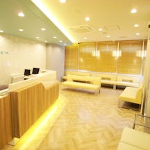 ときわ台駅前皮フ科待合室