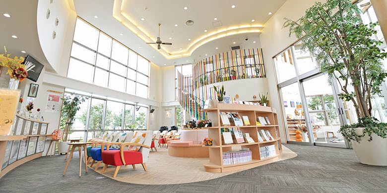 石巻デンタルクリニック待合室