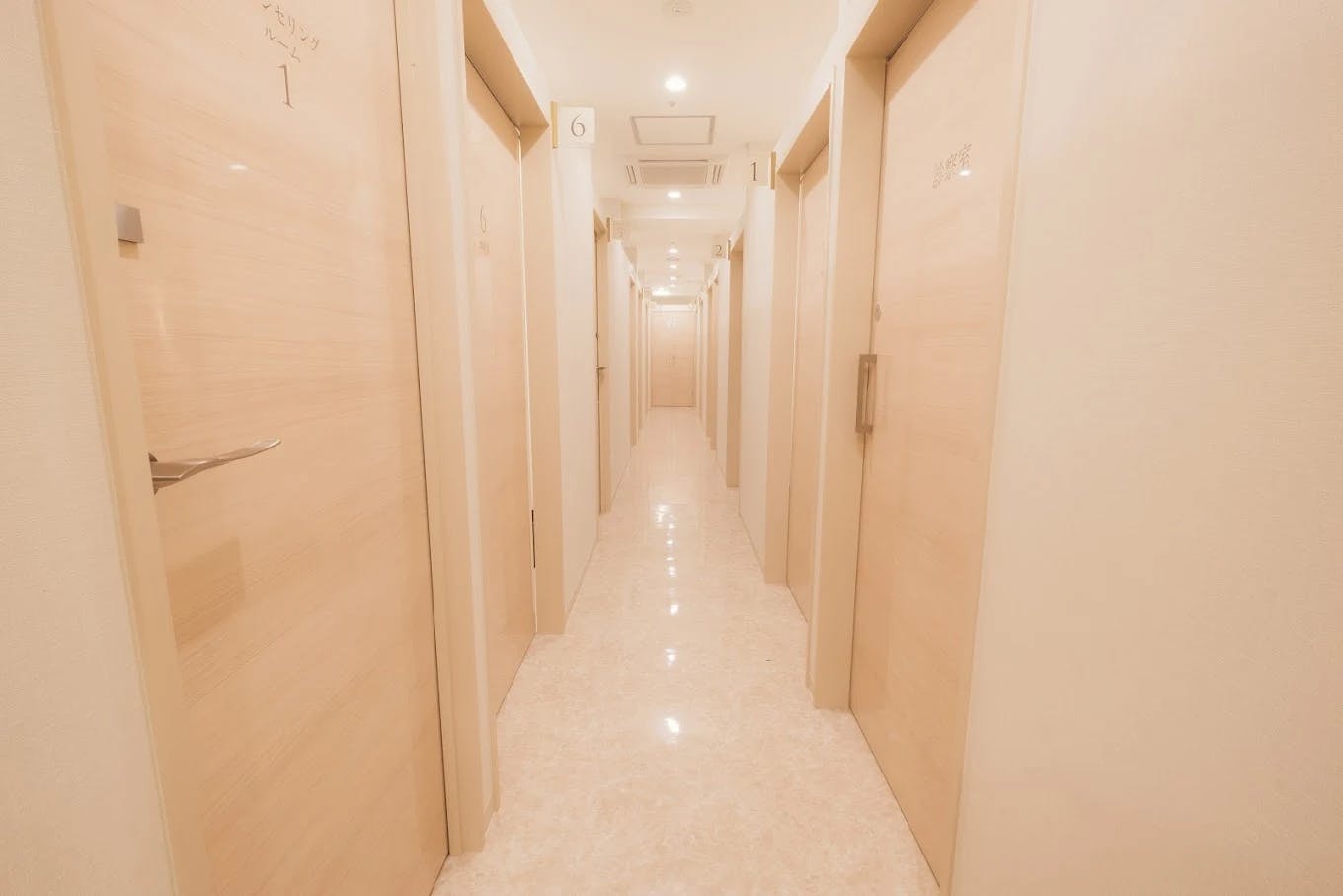 美容皮膚科ティファクリニック 横浜院の店舗画像