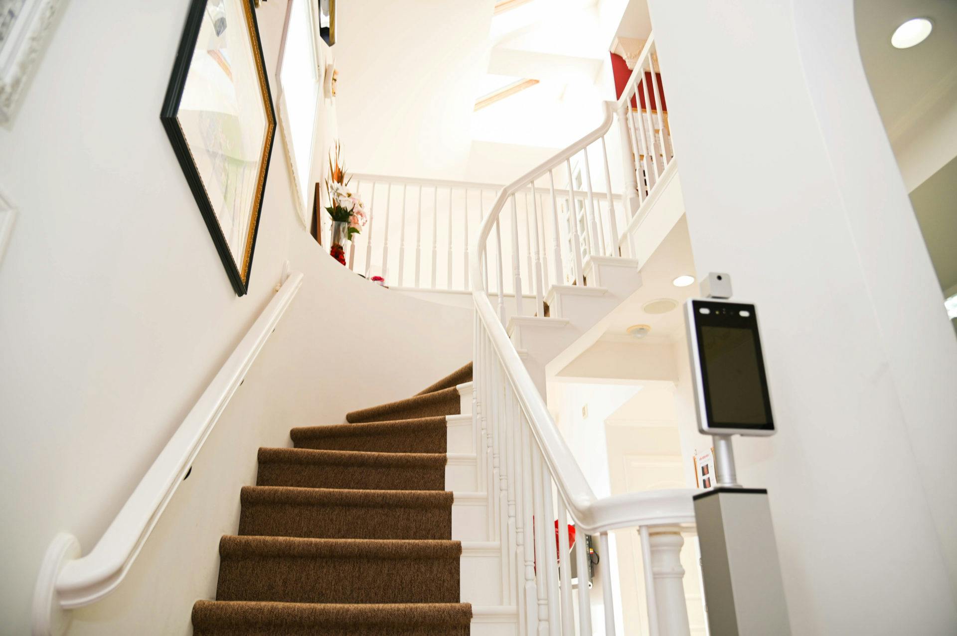 ピュアクリニック階段