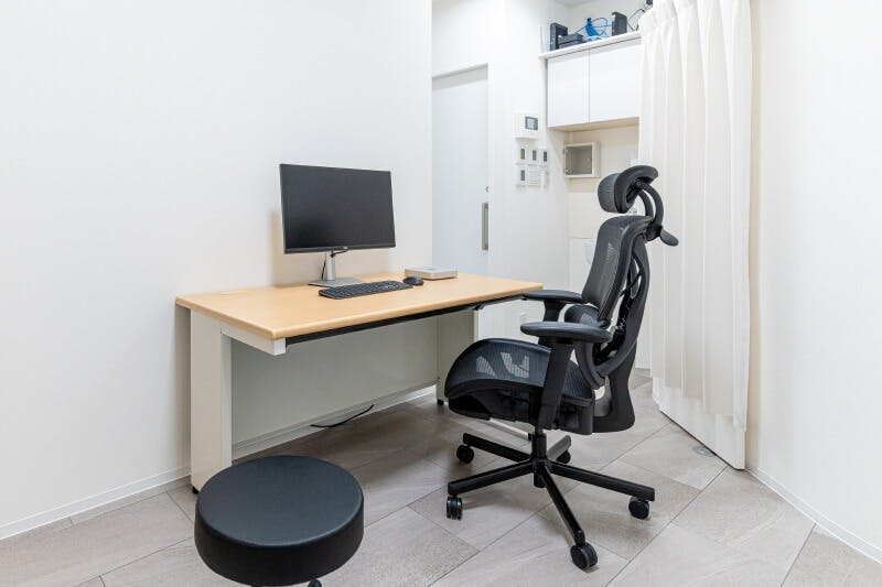 天六レディースクリニック診察室