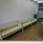 恋ヶ窪整形外科待合室