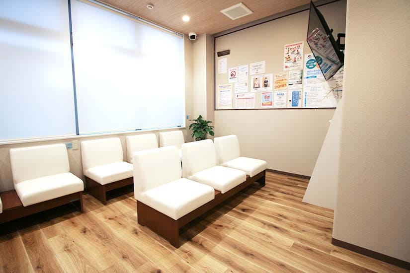 ながい泌尿器科クリニック待合室