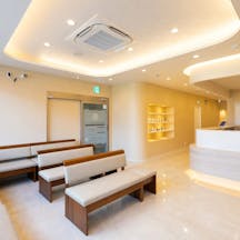 今出川さいとう皮フ科クリニック待合室