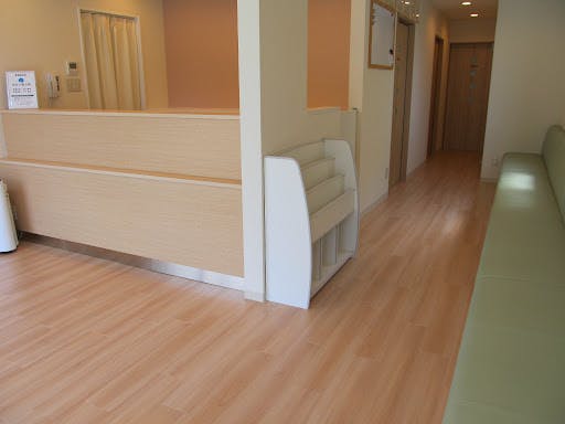 なかい皮ふ科待合室