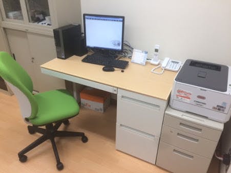 名取中央クリニック診察室