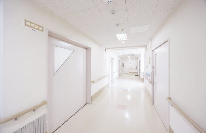 寝屋川ひかり病院廊下