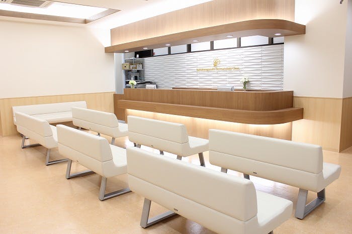 那覇かなぐすく皮膚科受付