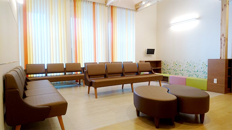 かみやファミリークリニック待合室