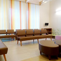 かみやファミリークリニック待合室