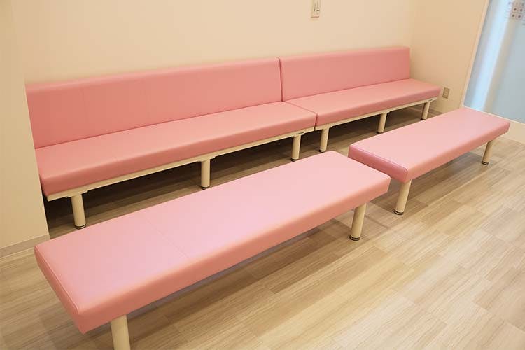 世田谷総合クリニック待合