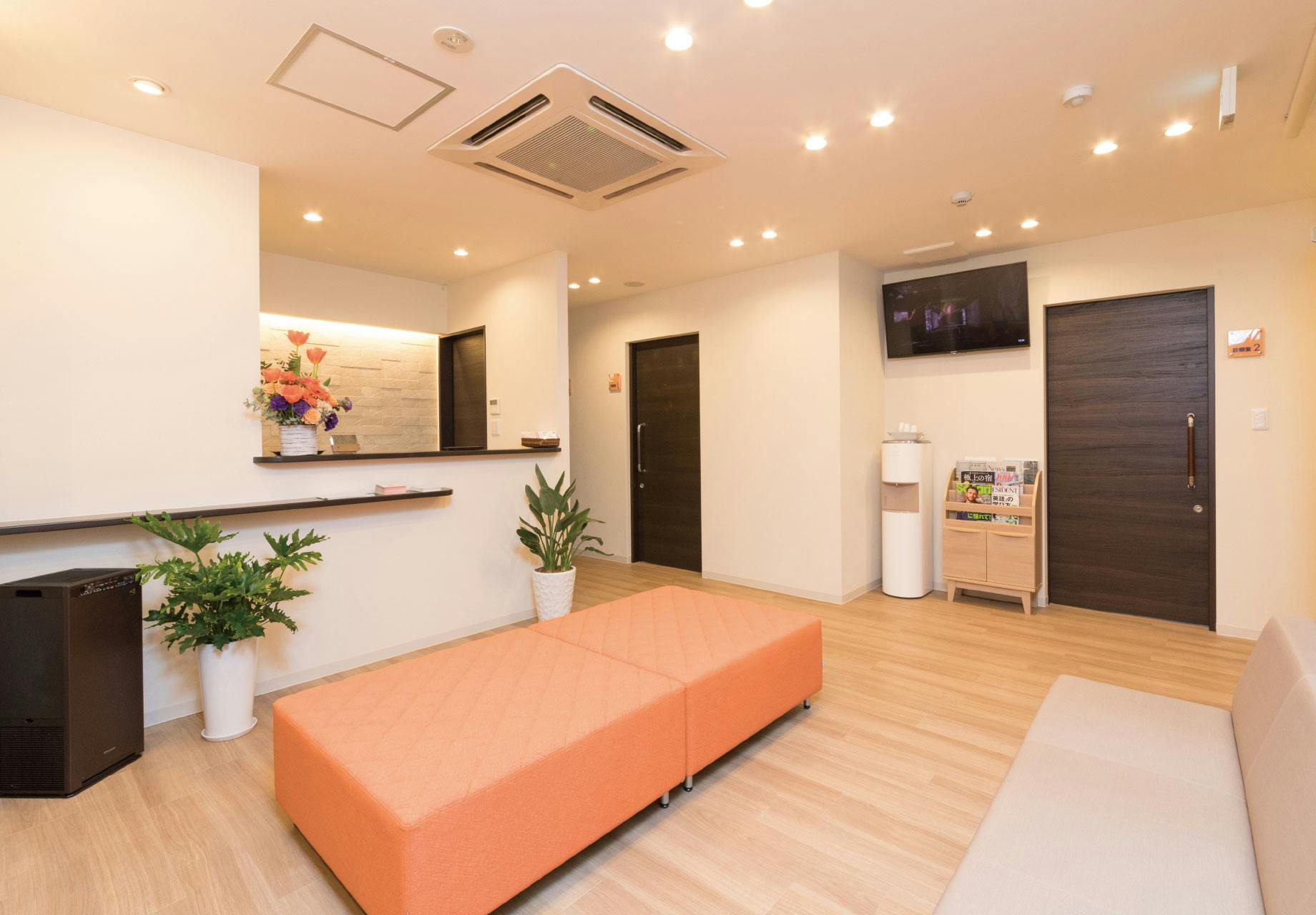 よどやばしメディカルクリニック待合室