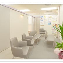 天神美容皮膚科師井美樹クリニック待合室