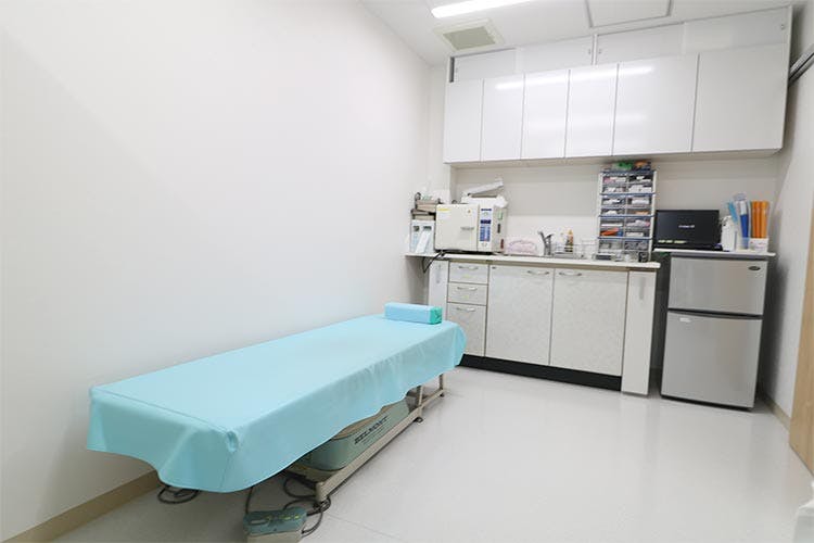 まるクリニック処置室