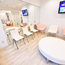 神田ホリスティックひふ科待合