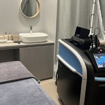 セレクトクリニック 新宿院施術室