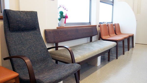 きむら記念クリニック待合室3