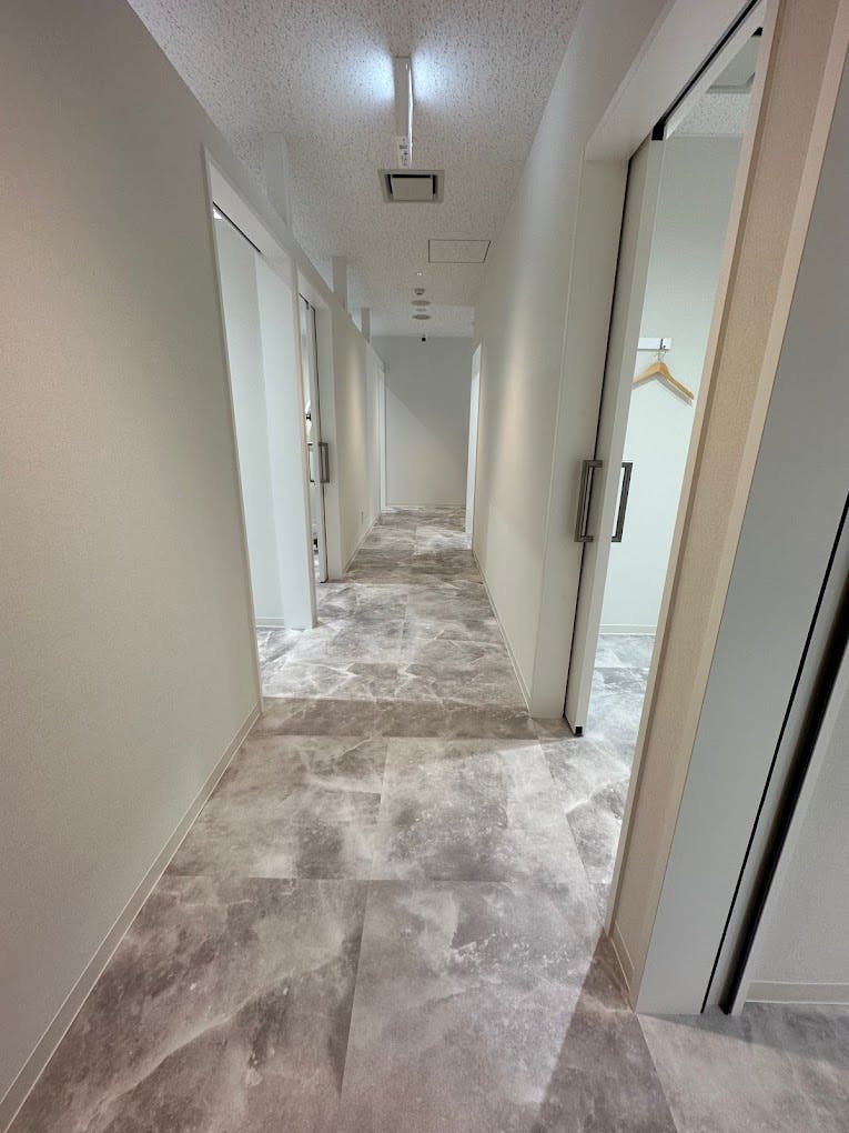 まるやま美容クリニック通路