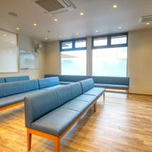 福地クリニック待合室