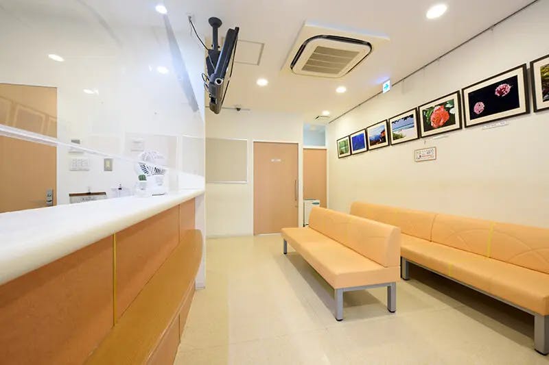 東海大学前駅クリニック受付