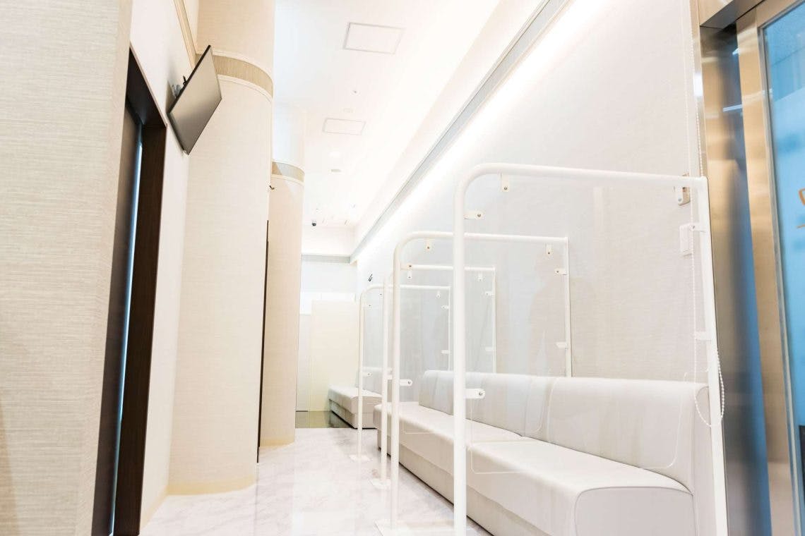 有明ひふかクリニック 有明ガーデン院待合室