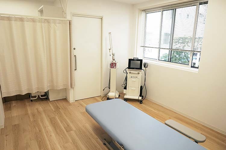 すぎのこ皮ふ科クリニック診察室