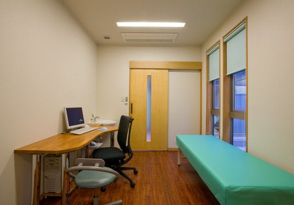 だざい皮膚・形成外科クリニック_診察室