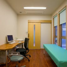 だざい皮膚・形成外科クリニック_診察室